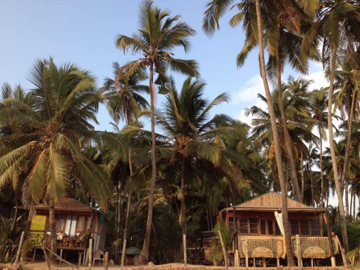 Over The Moon Beach Resorts Palolem Bagian luar foto